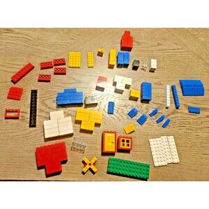 Lot Of 120 Vintage LEGOS BLOCKS  Including Vehicle Roof Hinge, etc